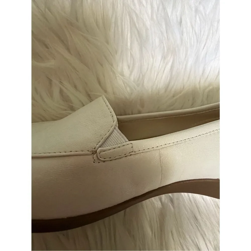 NEW Easy Spirit Loafers Size 9.5W Devitt 15 White Leather Comfort Footbed